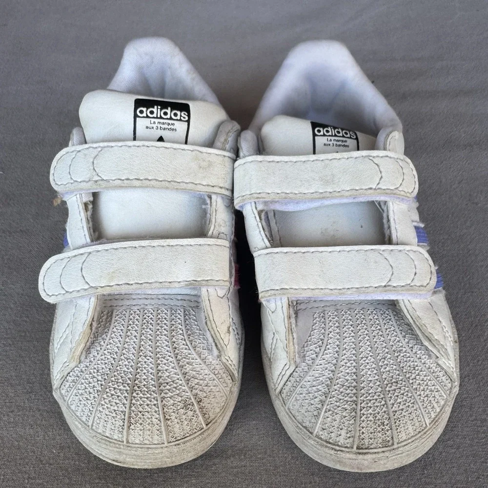 Size 7k - adidas Superstar Little Kid 'Rainbow‎ Decal'